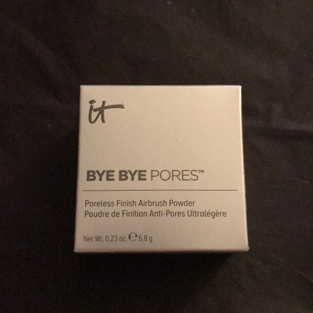 It cosmetics bye bye Pores powder